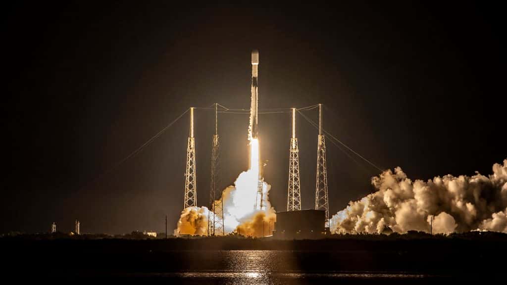 SpaceX's Falcon 9 Launches Another 27 Starlink Satellites SpaceX's Falcon 9 Launches Another 27 Starlink Satellites