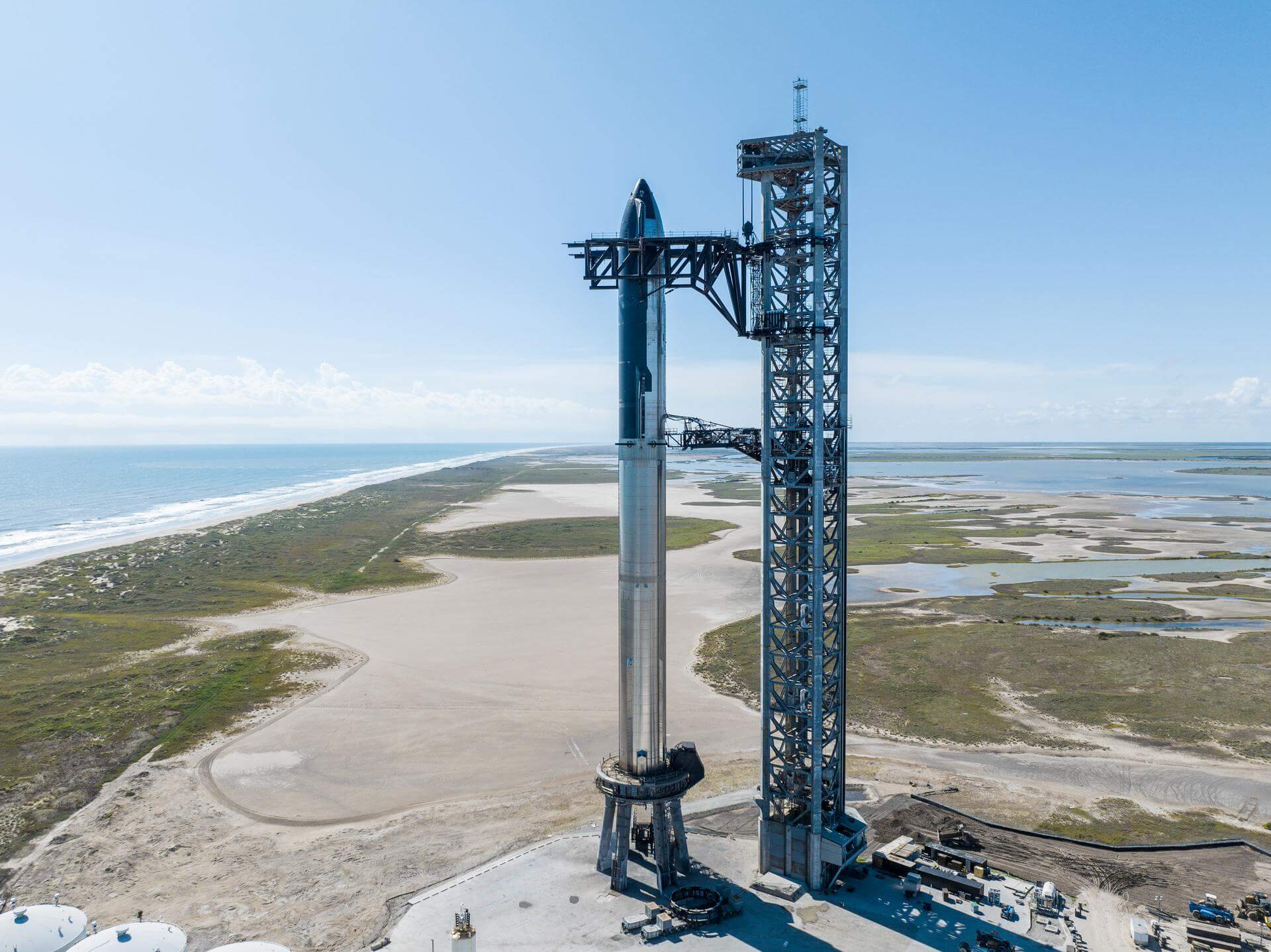 SpaceX's Starship Flight 9: Launch Clearance Granted Amidst FAA Safety Concerns
