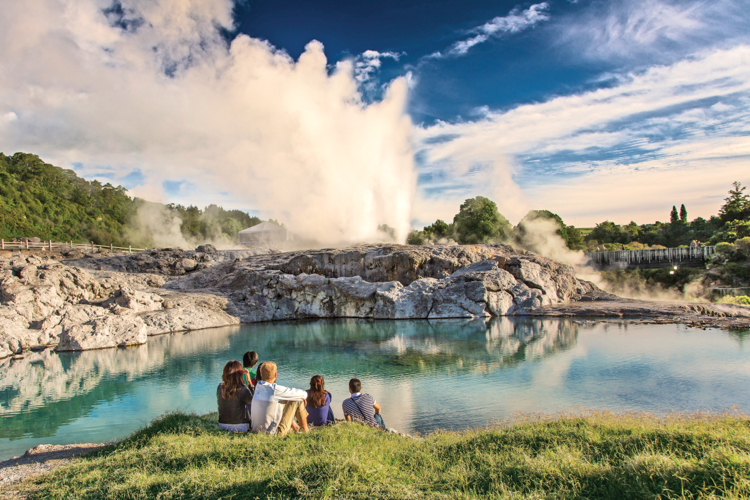 Spotlight On Rotorua: Discovering New Zealand's Cultural Heartbeat Spotlight On Rotorua: Discovering New Zealand's Cultural Heartbeat