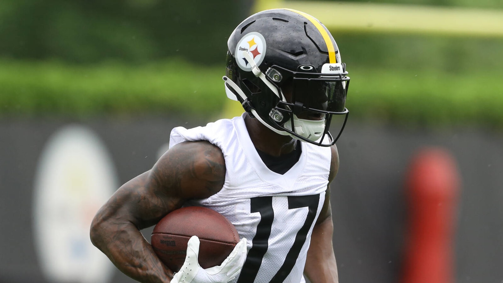 Steelers' Wide Receiver's Future: Official Announcement & Analysis Steelers' Wide Receiver's Future: Official Announcement & Analysis