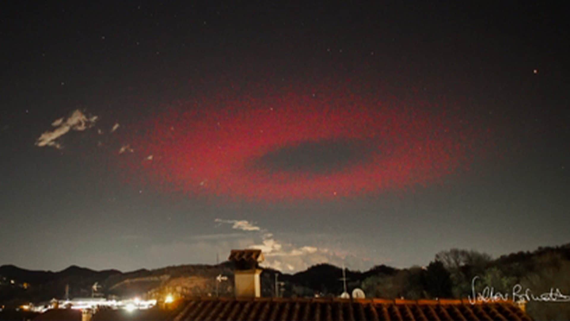 Strange Red Lights In The French Sky: A Recent Investigation Strange Red Lights In The French Sky: A Recent Investigation