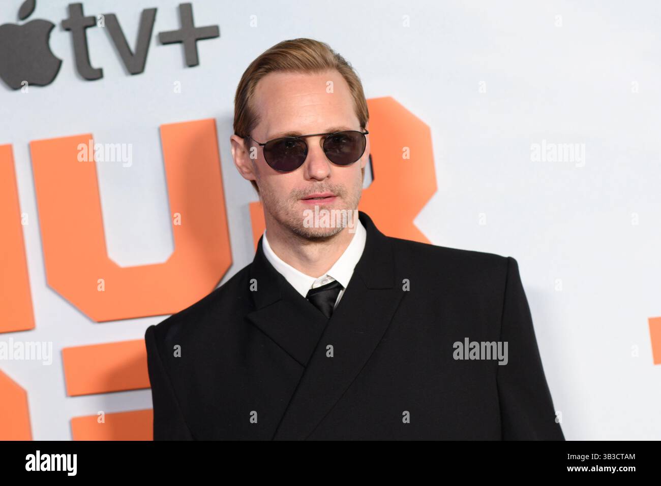 Stream Alexander Skarsgård In Murderbot: Premiere Date And Time Details Stream Alexander Skarsgård In Murderbot: Premiere Date And Time Details