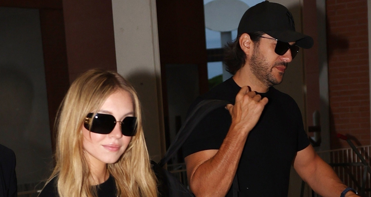Sydney Sweeney And Jonathan Davino: Breakup Rumors Spark After Solo Hotel Stay Sydney Sweeney And Jonathan Davino: Breakup Rumors Spark After Solo Hotel Stay