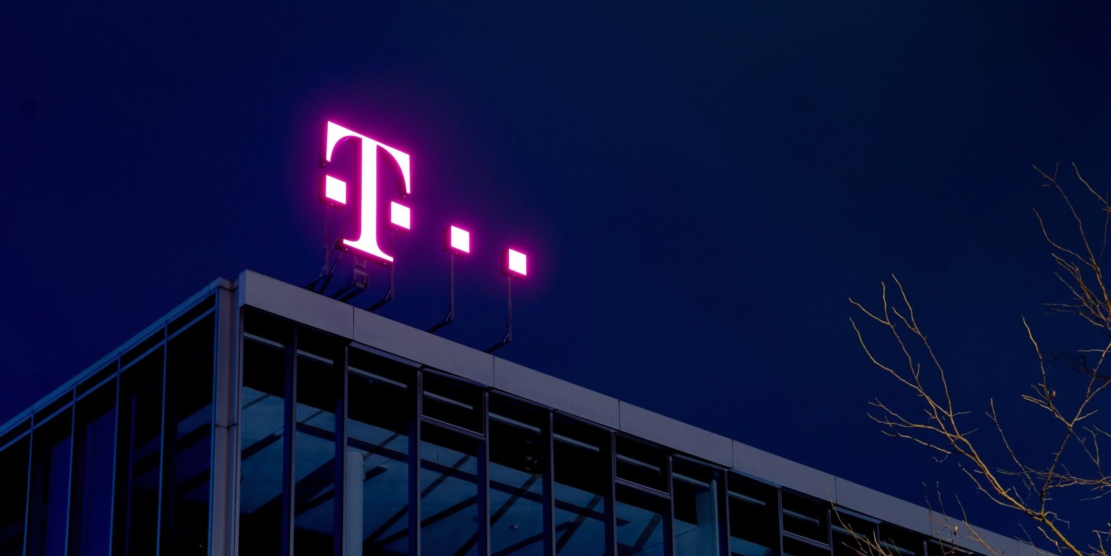 T-Mobile Hit With $16 Million Fine Over Data Security Failures T-Mobile Hit With $16 Million Fine Over Data Security Failures