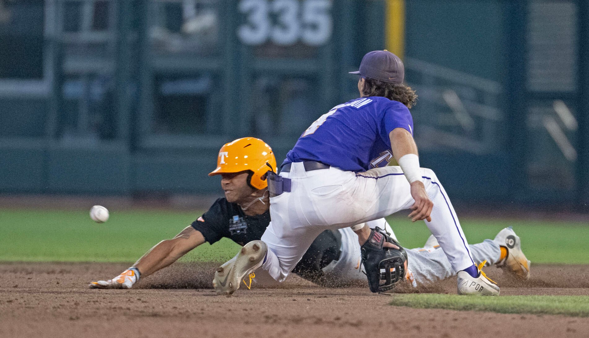 Tennessee Tops LSU In Series-Even Game Tennessee Tops LSU In Series-Even Game