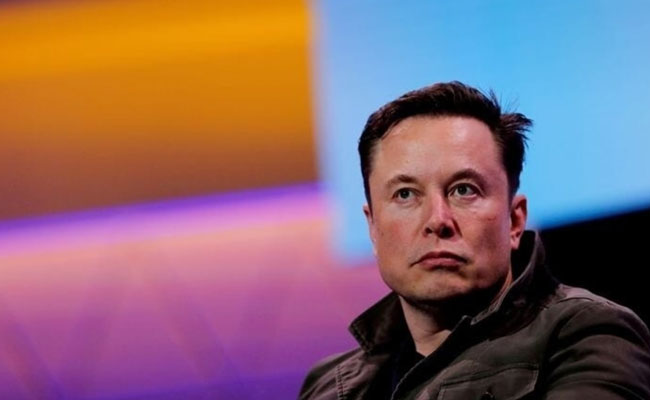Tesla CEO Musk: Focusing On Business, Stepping Back From Politics Tesla CEO Musk: Focusing On Business, Stepping Back From Politics