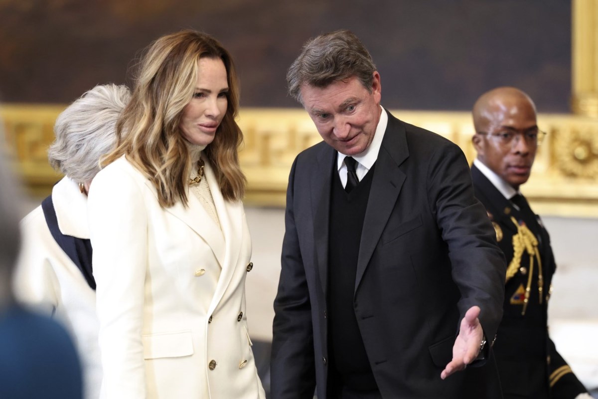 The Gretzky-Trump Relationship: Impact On The Hockey Legend's Image And Legacy The Gretzky-Trump Relationship: Impact On The Hockey Legend's Image And Legacy