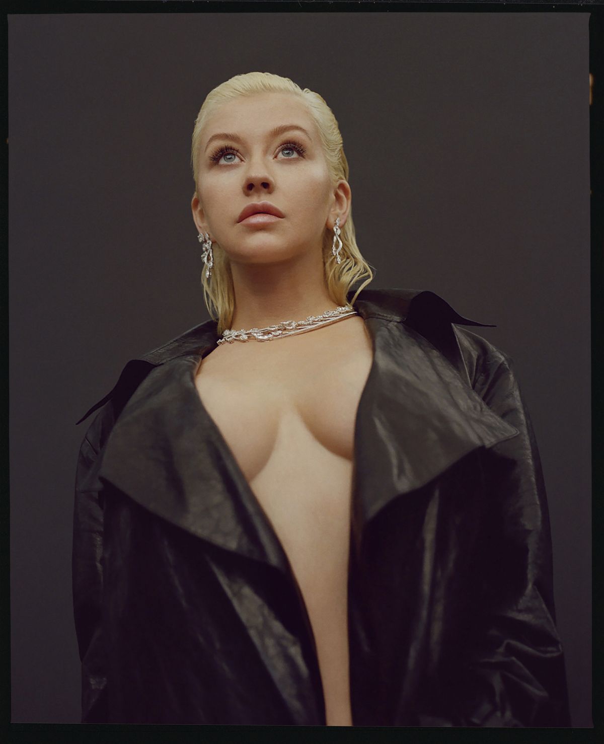 The Photoshop Controversy: Christina Aguilera's Altered Image In Recent Shoot The Photoshop Controversy: Christina Aguilera's Altered Image In Recent Shoot