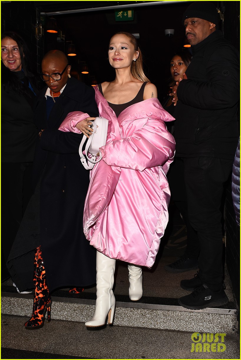 The Unexpected Trio: Jeff Goldblum, Ariana Grande, And The Mildred Snitzer Orchestra's The Unexpected Trio: Jeff Goldblum, Ariana Grande, And The Mildred Snitzer Orchestra's