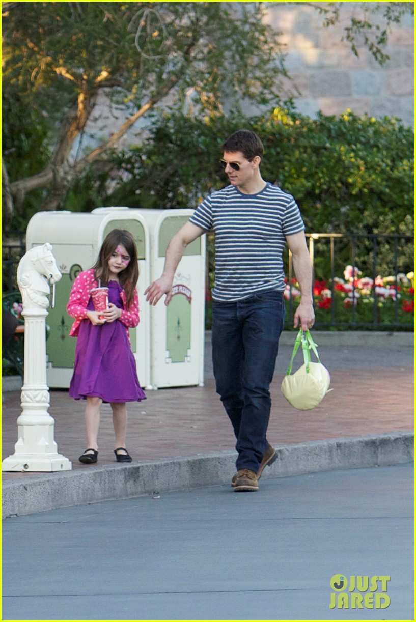 The Untold Story Of Tom Cruise's Reaction To Suri Cruise's Arrival The Untold Story Of Tom Cruise's Reaction To Suri Cruise's Arrival