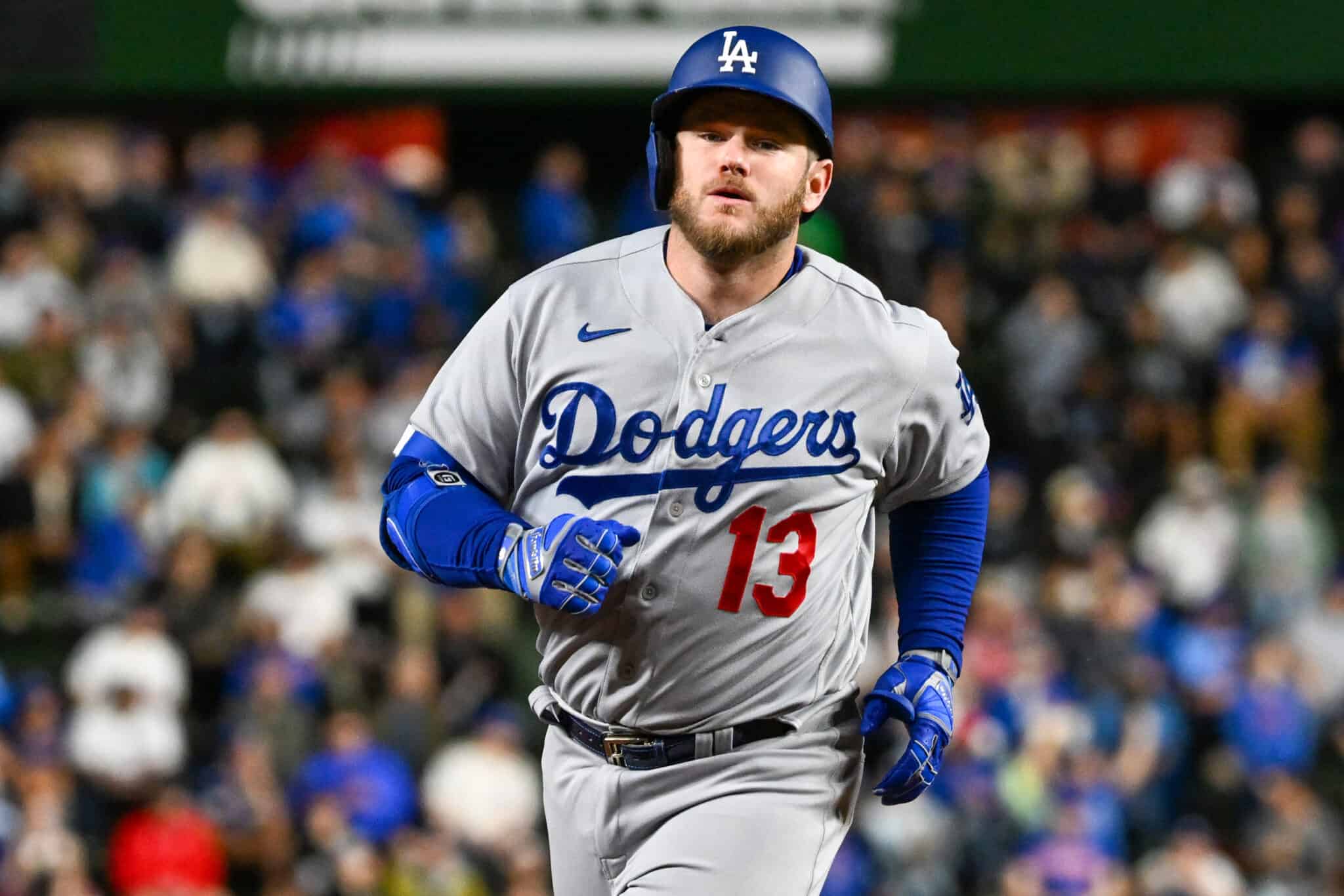 Three At-Bats, One Double: Max Muncy's Torpedo Bat Trial