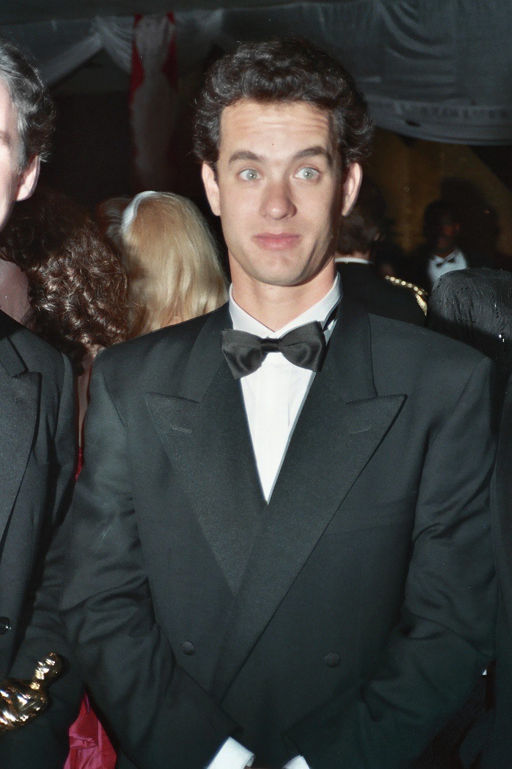 Tom Cruise's $1 Debt To Tom Hanks: An Unpaid Role And A Lasting Joke Tom Cruise's $1 Debt To Tom Hanks: An Unpaid Role And A Lasting Joke