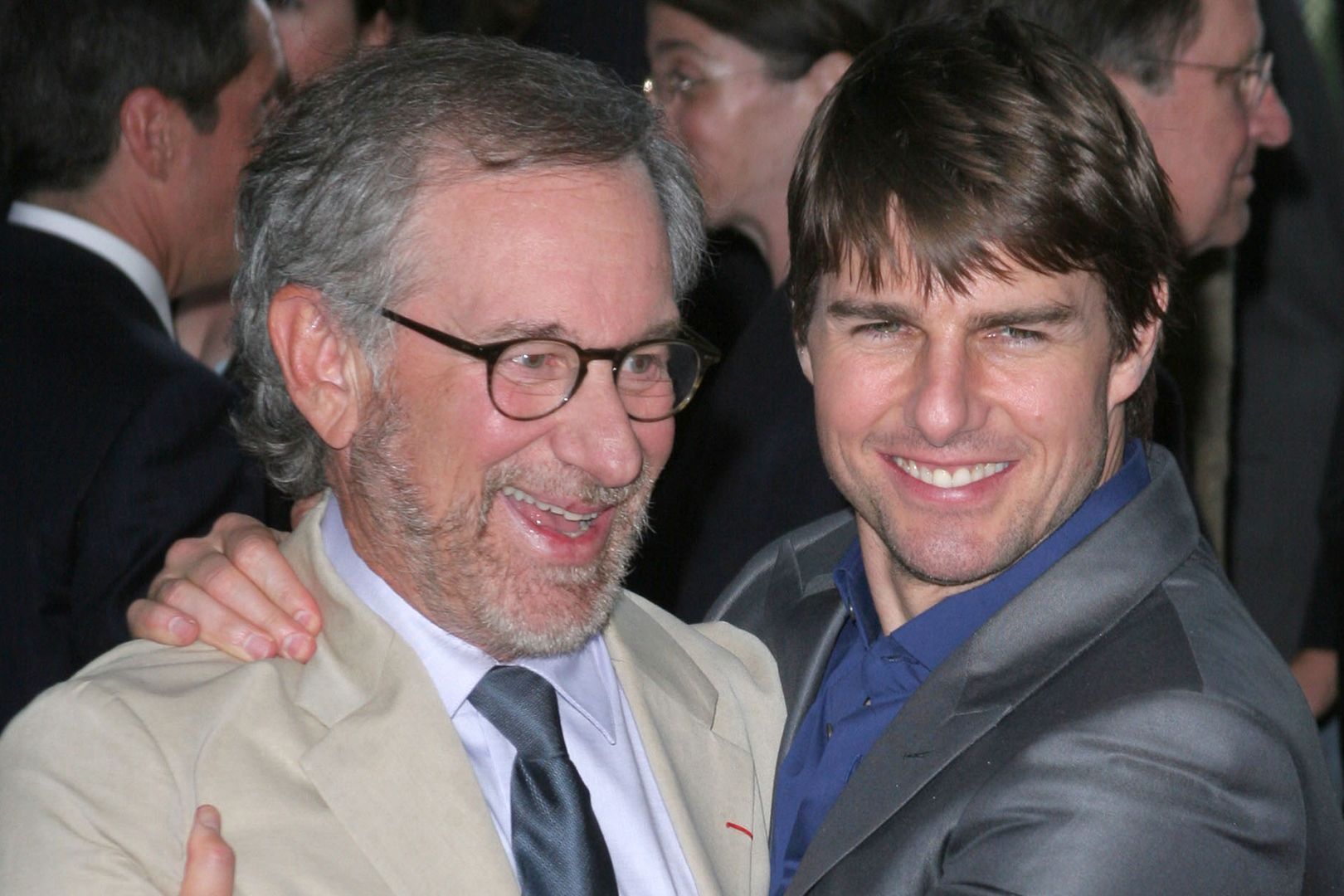 Tom Hanks And Tom Cruise: The $1 Debt That Won't Go Away Tom Hanks And Tom Cruise: The $1 Debt That Won't Go Away