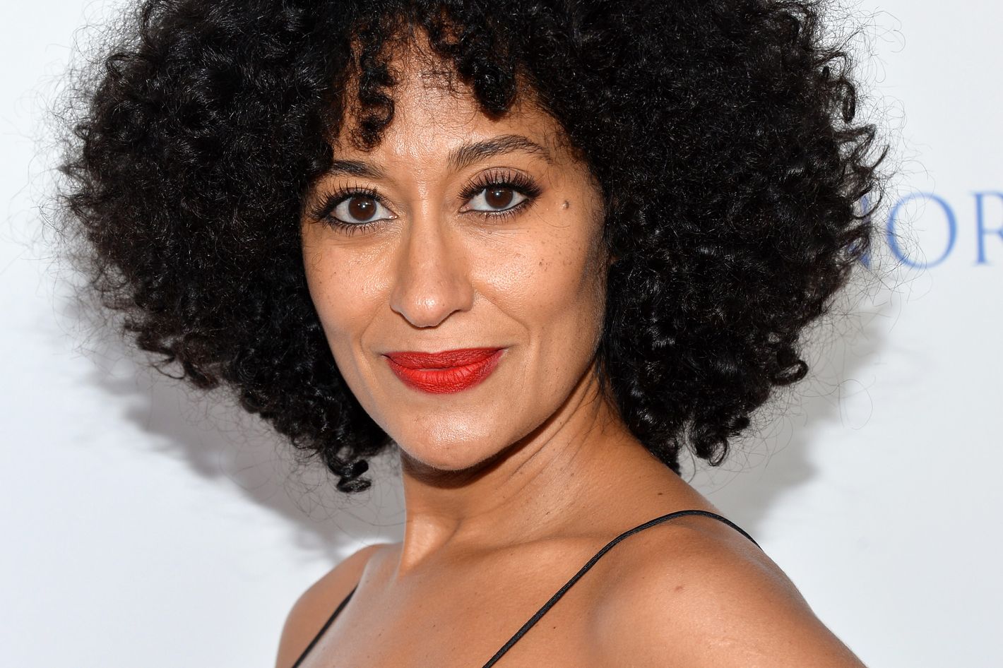 Tracee Ellis Ross On Dating Younger Men: Her Honest Conversation With Michelle Obama Tracee Ellis Ross On Dating Younger Men: Her Honest Conversation With Michelle Obama