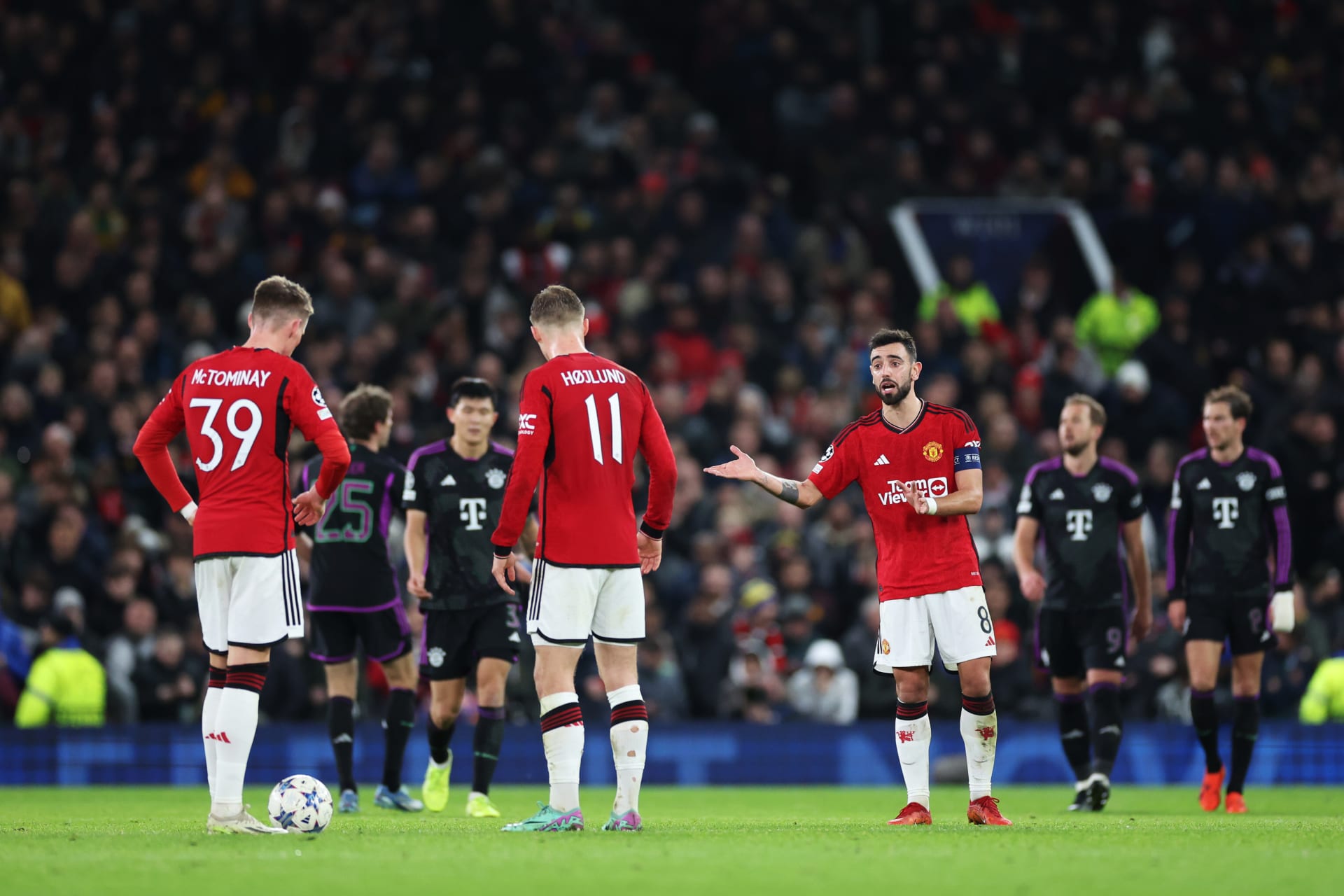 Tributes Pour In: Manchester United And Bayern Munich Honour Poppy Atkinson Tributes Pour In: Manchester United And Bayern Munich Honour Poppy Atkinson