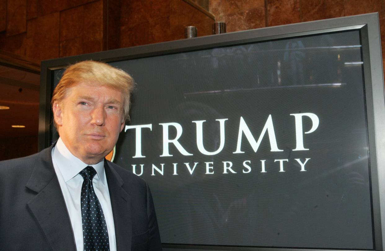 Trump Administration Threatens Harvard With $1 Billion Funding Loss Trump Administration Threatens Harvard With $1 Billion Funding Loss
