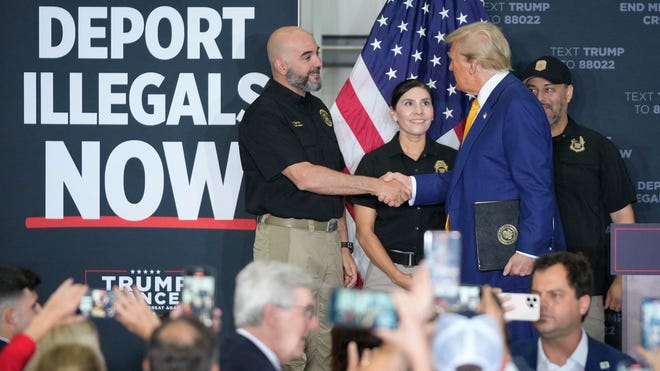 Trump Deportation Halt: Supreme Court Invokes Wartime Law Trump Deportation Halt: Supreme Court Invokes Wartime Law