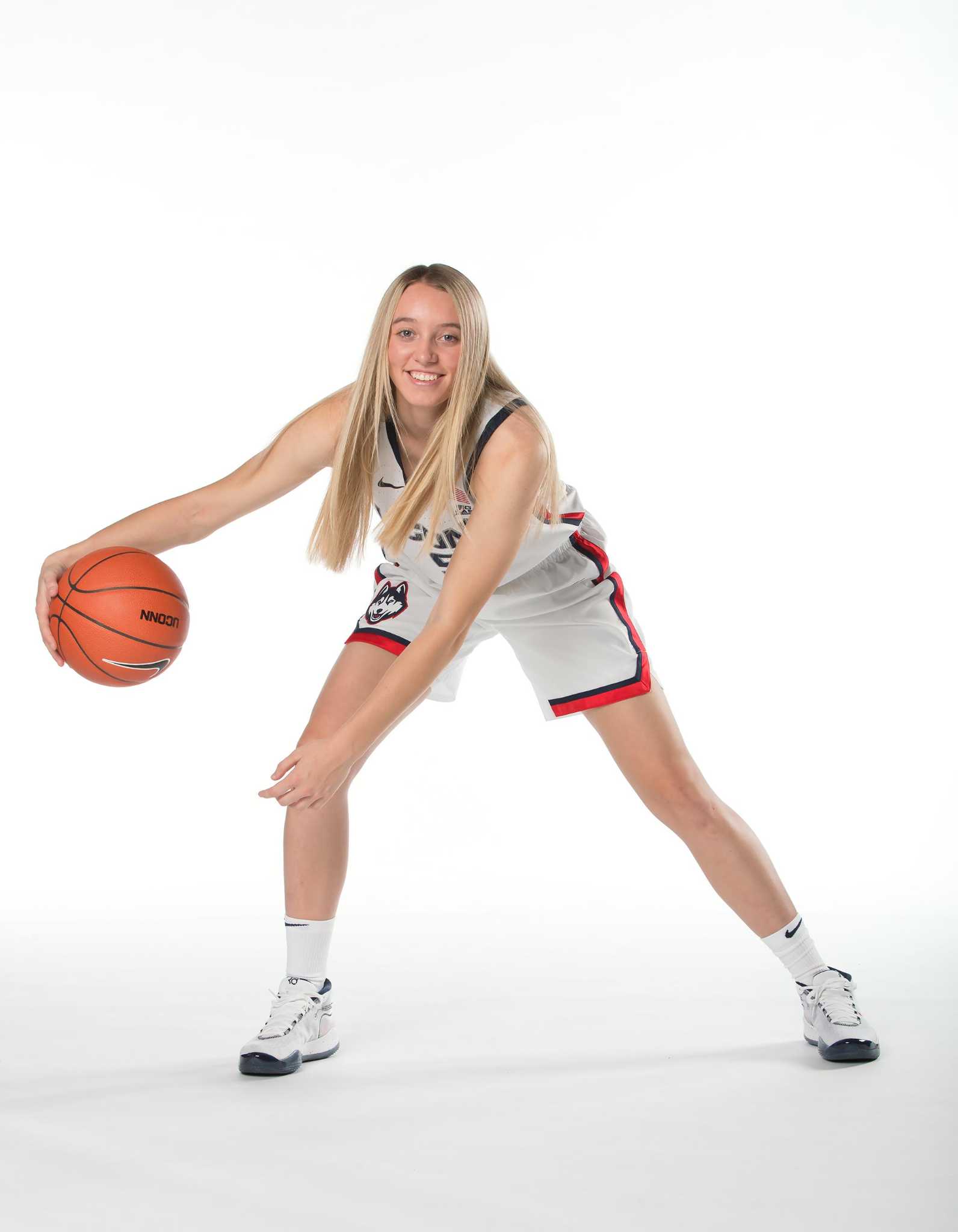 UConn's Paige Bueckers Briefly Removes Hometown From Map: The Story Behind It UConn's Paige Bueckers Briefly Removes Hometown From Map: The Story Behind It