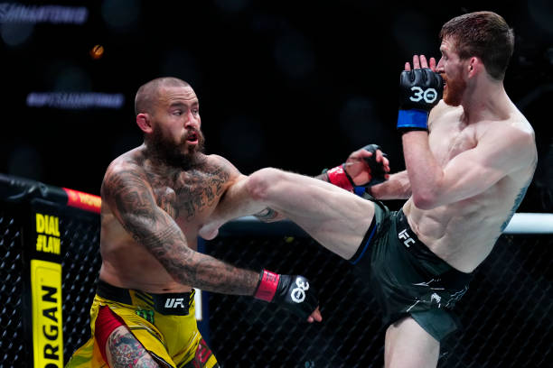 UFC Des Moines Predictions: Who Will Win? UFC Des Moines Predictions: Who Will Win?