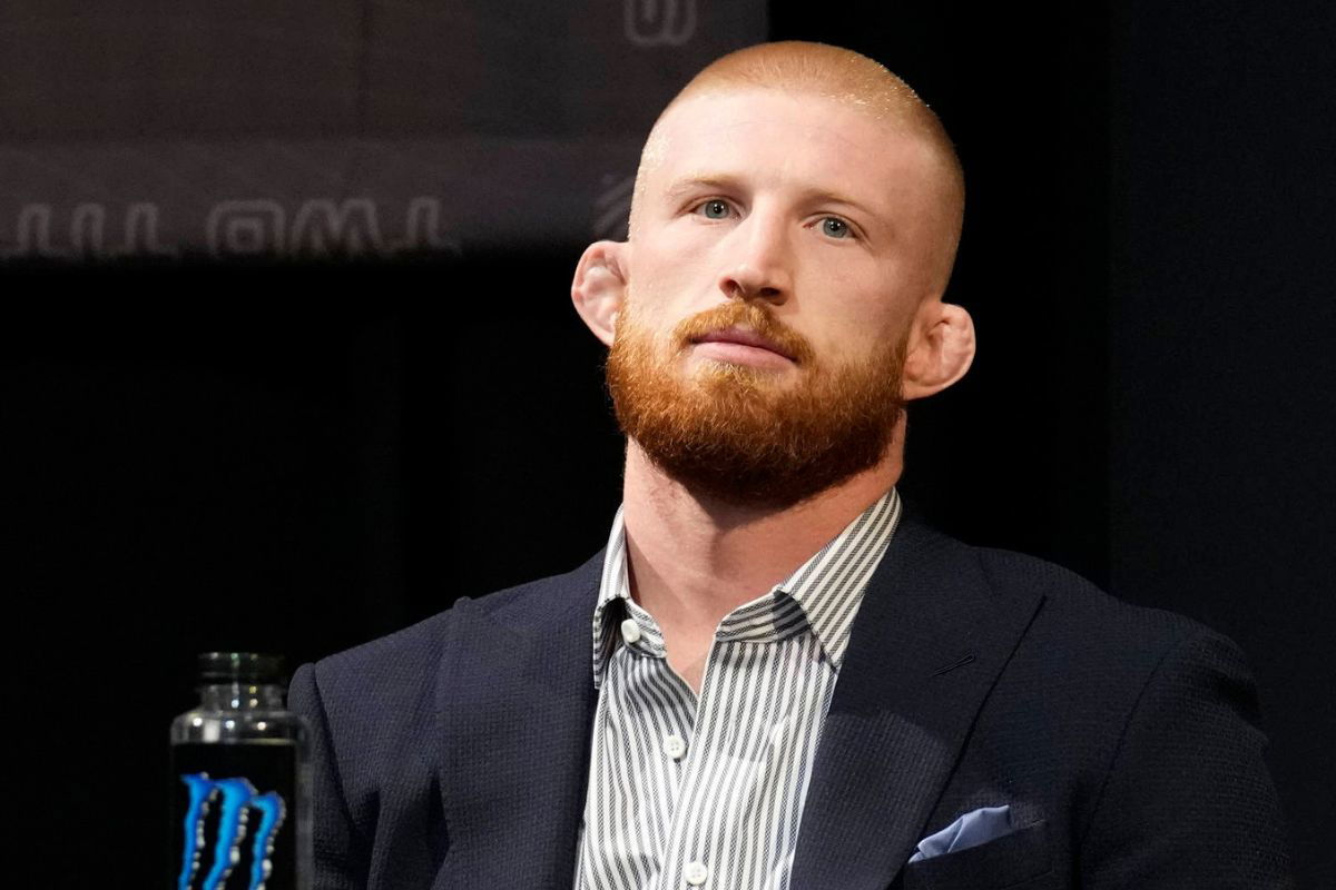 UFC Des Moines Start Time: Your Guide To Tonight's Fights UFC Des Moines Start Time: Your Guide To Tonight's Fights