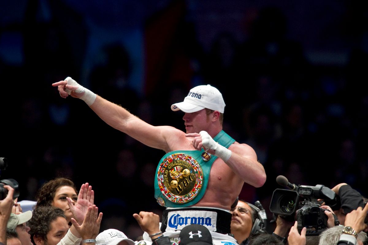 ¿UFC O Canelo? La Gran Pelea Por El Dominio En México ¿UFC O Canelo? La Gran Pelea Por El Dominio En México