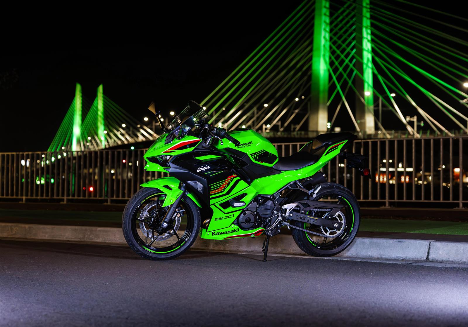 Ulasan Kawasaki Ninja 500 & 500 SE 2025: Harga Di Atas Rp100 Juta? Ulasan Kawasaki Ninja 500 & 500 SE 2025: Harga Di Atas Rp100 Juta?