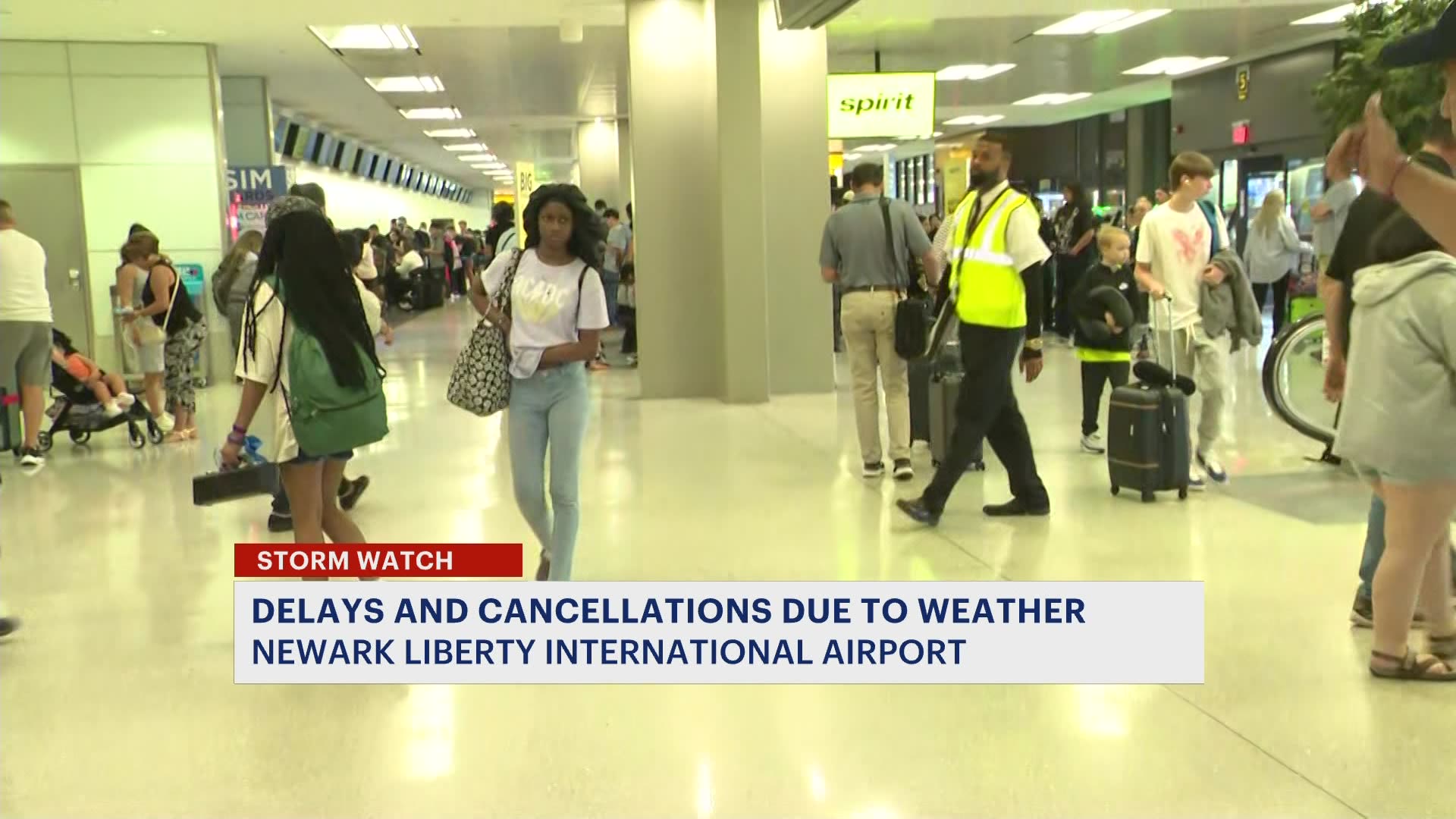 United Airlines Flight Cancellations: Newark Airport Disruptions Due To FAA Staff United Airlines Flight Cancellations: Newark Airport Disruptions Due To FAA Staff