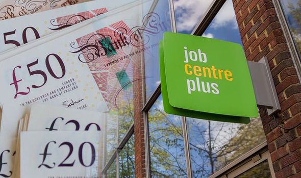 Universal Credit Refund: DWP To Issue Payments In April And May Following £5 Billion Reduction Universal Credit Refund: DWP To Issue Payments In April And May Following £5 Billion Reduction