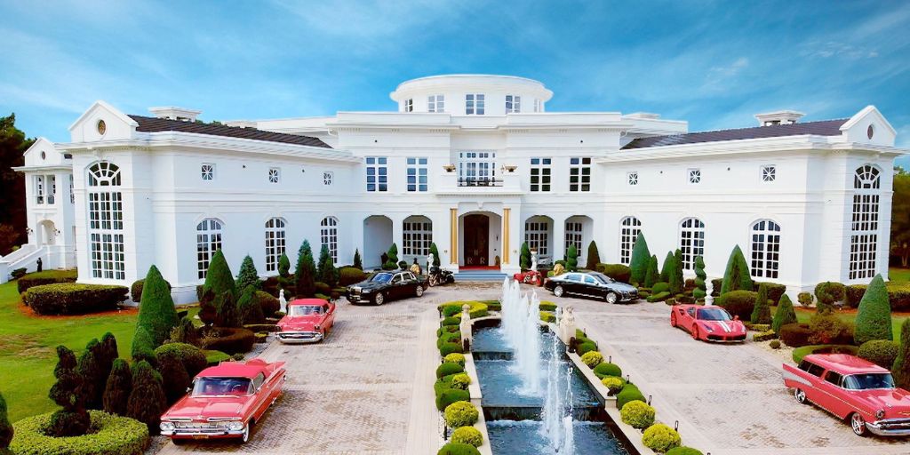 Unveiling The Luxury: A Tour Of MTV Cribs' Stunning Homes Unveiling The Luxury: A Tour Of MTV Cribs' Stunning Homes
