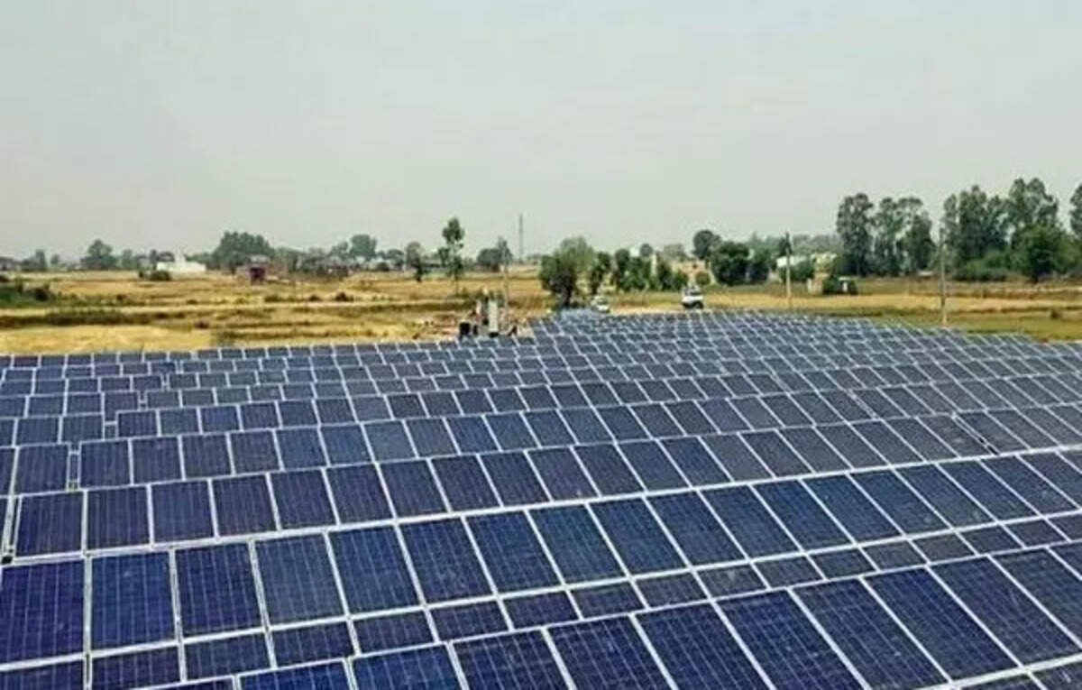 US Slaps 3,521% Tariffs On Some Southeast Asian Solar Products: Impact Analysis US Slaps 3,521% Tariffs On Some Southeast Asian Solar Products: Impact Analysis