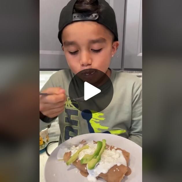 Viral TikTok: Suki Waterhouse And The Viral TikTok: Suki Waterhouse And The