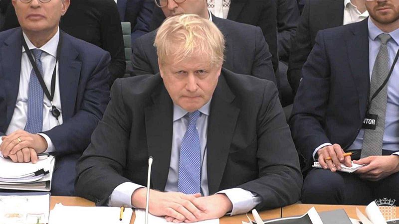 Visita Familiar De Boris Johnson A Texas Se Ve Interrumpida Por Ataque De Avestruz Visita Familiar De Boris Johnson A Texas Se Ve Interrumpida Por Ataque De Avestruz