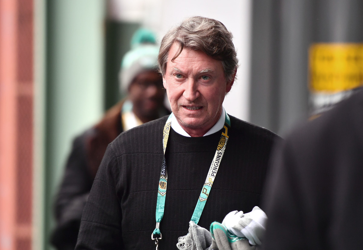 Wayne Gretzky's Legacy: The Controversy Surrounding His Relationship With Trump Wayne Gretzky's Legacy: The Controversy Surrounding His Relationship With Trump