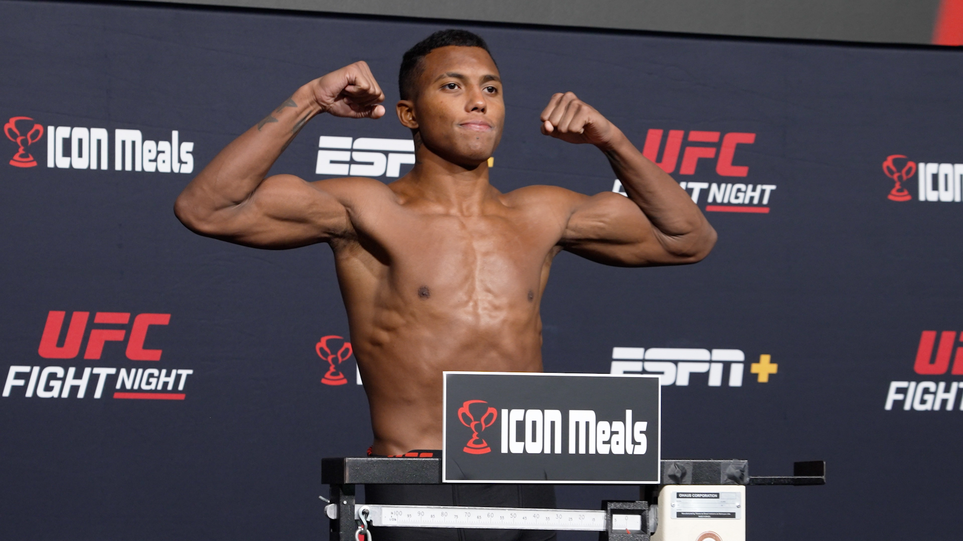 Will Mairon Santos Move Permanently To Lightweight After Facing Sodiq Yusuff? Will Mairon Santos Move Permanently To Lightweight After Facing Sodiq Yusuff?