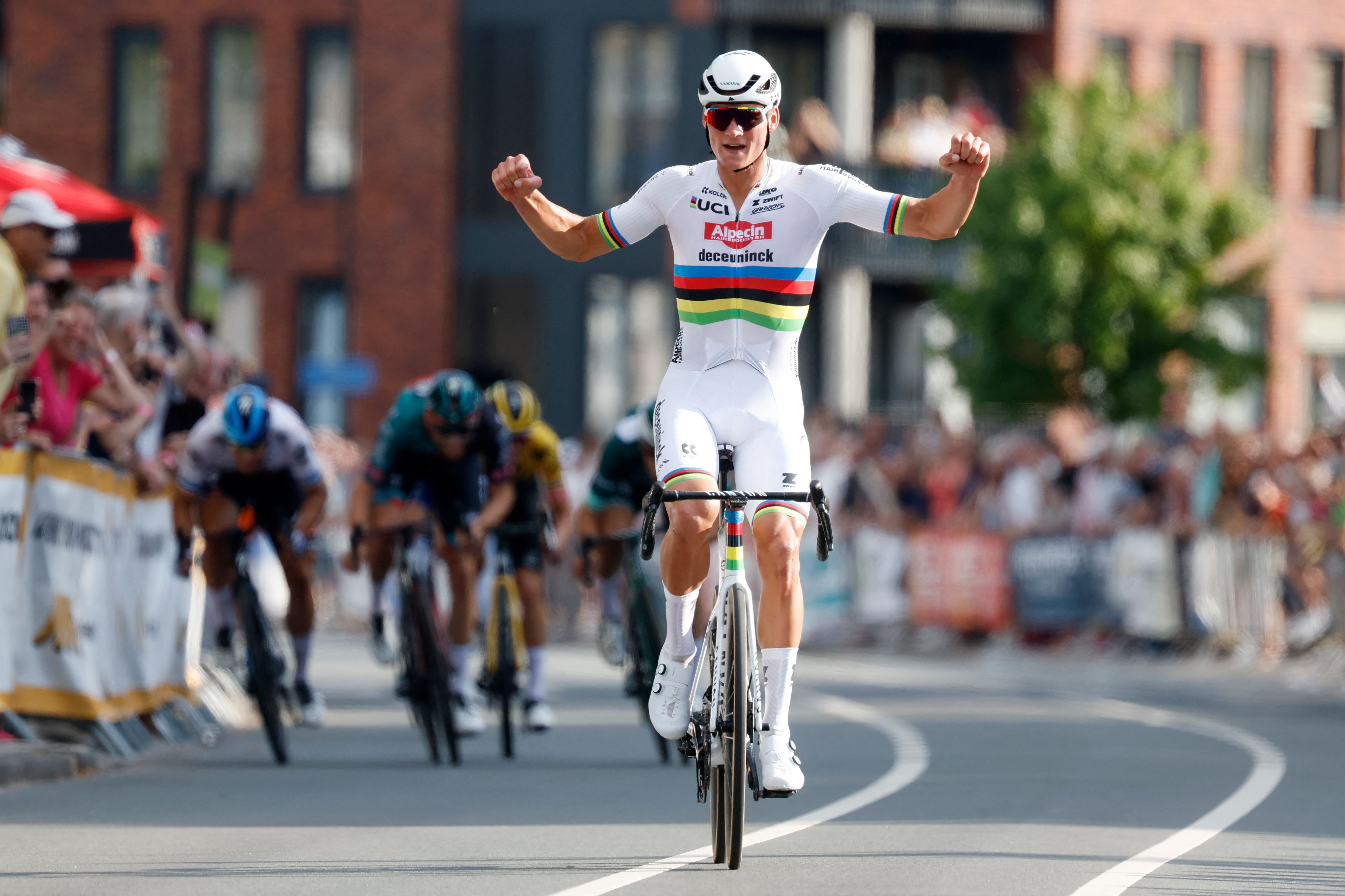 Will Pogacar Or Van Der Poel Win The Tour Of Flanders?
