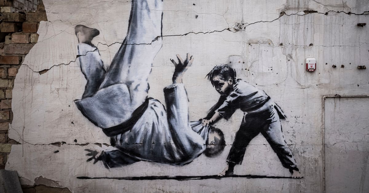 World News: Banksy Art Showcases In Dubai World News: Banksy Art Showcases In Dubai