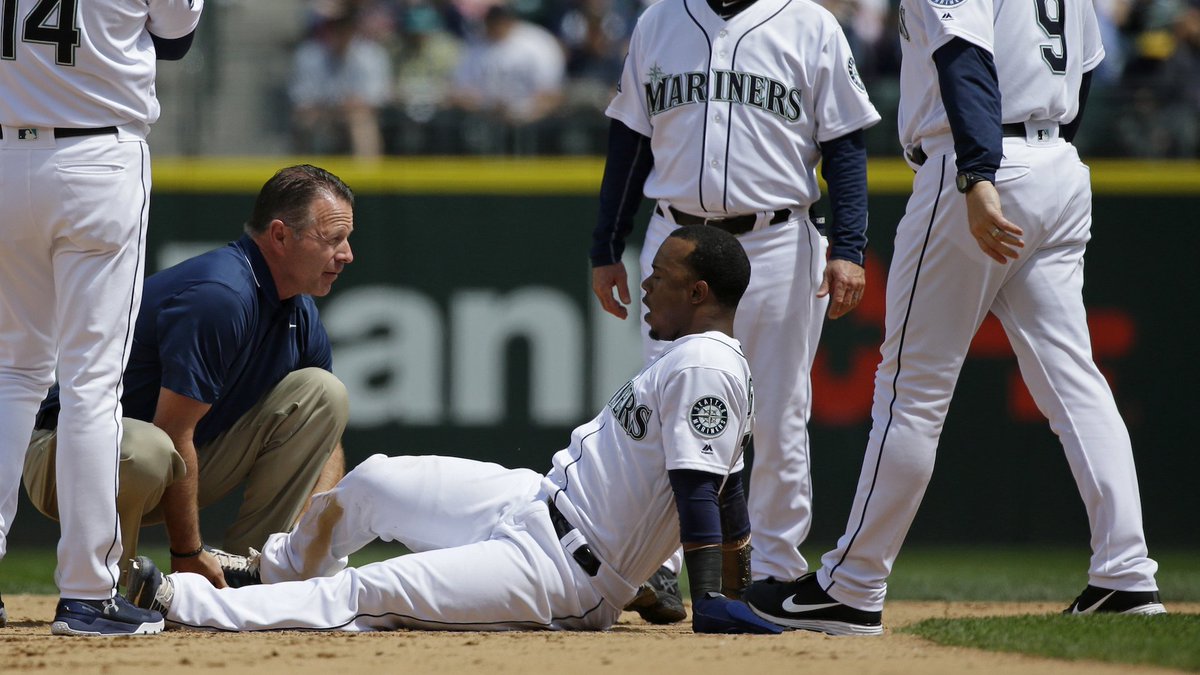 Yankee Broadcaster's Controversial Comment On Mariners Sparks Outrage Yankee Broadcaster's Controversial Comment On Mariners Sparks Outrage